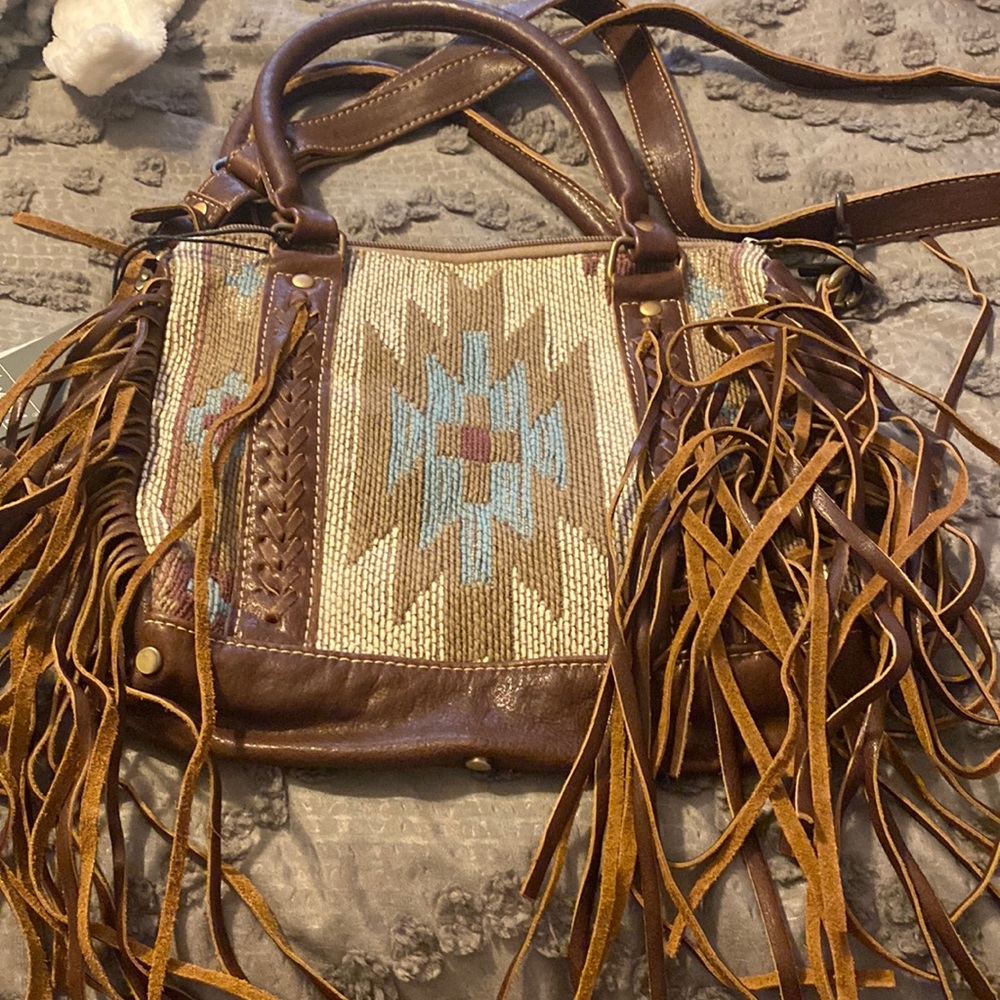 Myra bag